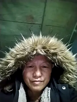 Snapshot of Samdim23 chatting on November 28, 11:38 pm Samdim23 online show from November 28, 11:38 pm