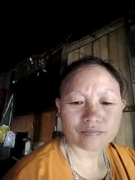 Snapshot of Samdim23 chatting on November 10, 2:49 am Samdim23 online show from November 10, 2:49 am