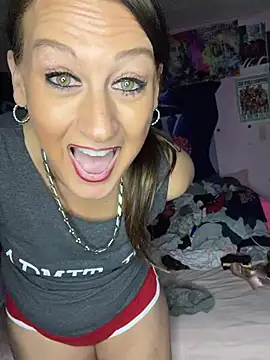 Snapshot of shortywidaphatty chatting on November 20, 6:52 pm shortywidaphatty online show from November 20, 6:52 pm