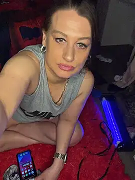 Snapshot of shortywidaphatty chatting on January 15, 11:24 am shortywidaphatty online show from January 15, 11:24 am