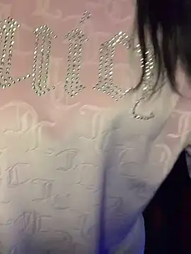 Snapshot of shortywidaphatty chatting on February 20, 11:56 am shortywidaphatty online show from February 20, 11:56 am