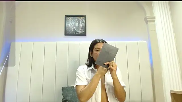 kendra lux1 online show from March 3, 12:01 pm