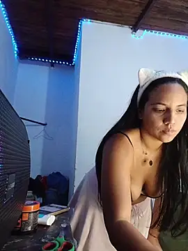 girlpee online show from February 20, 12:51 pm