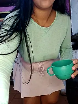 girlpee online show from December 2, 6:53 pm