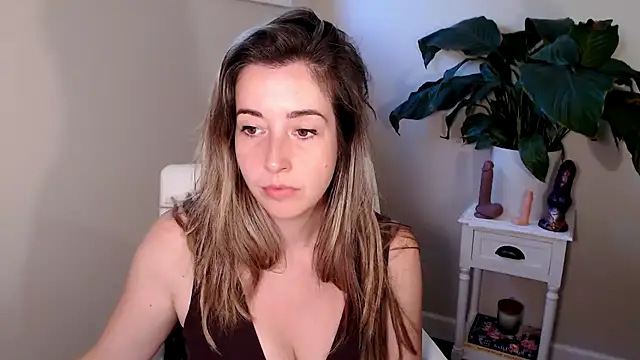 SuggestiveBehavior online show from October 7, 1:56 pm