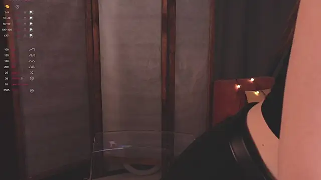 glowwww  online show from September 29, 2:44 pm