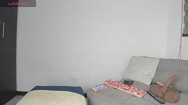 Snapshot of AvaFerrera chatting on February 3, 6:22 am AvaFerrera online show from February 3, 6:22 am