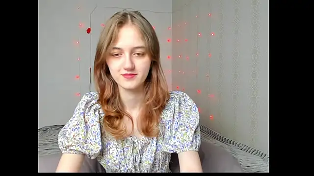 dreamy pollyyy online show from May 12, 6:03 pm