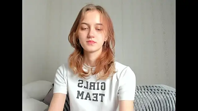 dreamy pollyyy online show from November 9, 6:56 pm