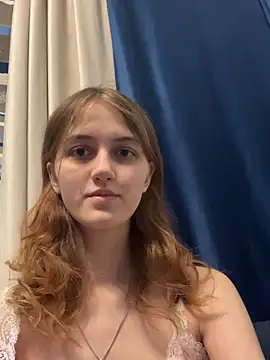 dreamy pollyyy online show from February 8, 5:32 pm