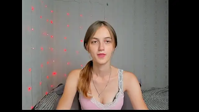 dreamy pollyyy online show from July 16, 6:38 pm