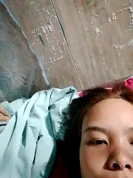 Huyen x online show from December 15, 1:06 pm