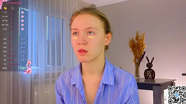 Succubelle online show from November 26, 6:13 am