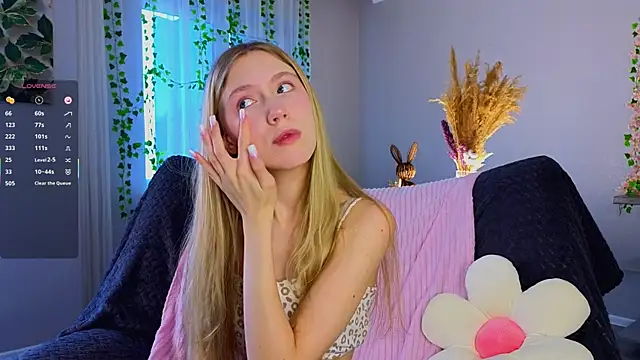 Succubelle online show from December 16, 7:12 am