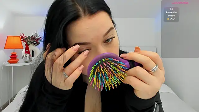 LexiePat online show from January 16, 1:15 pm