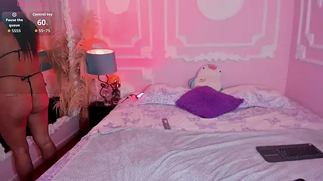 EmilyBorch online show from March 25, 12:04 pm