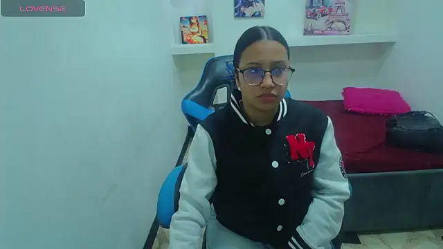 susan mooree online show from January 15, 7:50 pm