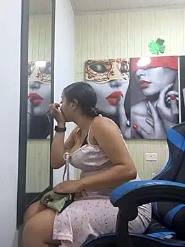 susan mooree online show from October 24, 6:18 pm