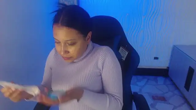 susan mooree online show from February 11, 8:20 pm