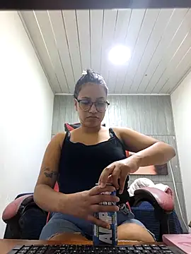 susan mooree online show from December 1, 7:15 pm