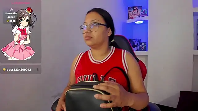 susan mooree online show from April 5, 12:12 pm