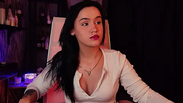 MonicaFarmer online show from February 17, 8:06 pm