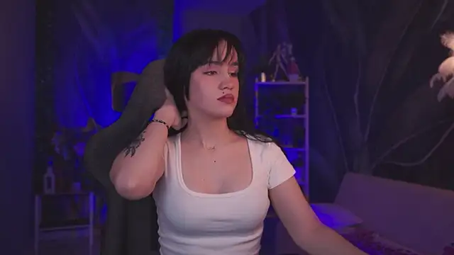 MonicaFarmer online show from March 20, 12:11 am