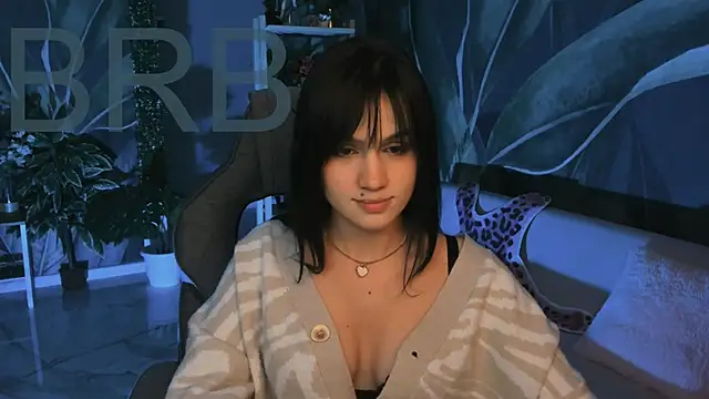 MonicaFarmer online show from October 29, 5:23 pm