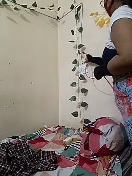 Snapshot of mia_ka_khalifaaa chatting on September 19, 11:36 am mia ka khalifaaa online show from September 19, 11:36 am