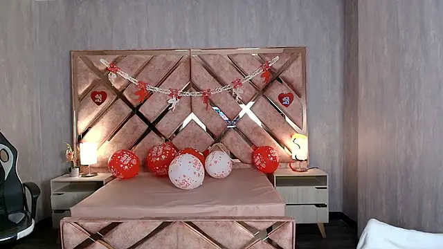 ANABELL BROWN online show from September 13, 12:27 pm