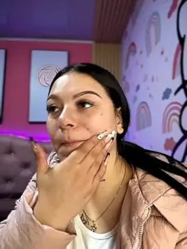 Snapshot of Megaan__More chatting on November 26, 1:27 am Megaan More online show from November 26, 1:27 am