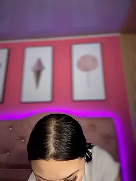 Megaan  More online show from January 9, 2:07 am