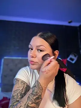 Megaan  More online show from April 1, 2:57 am