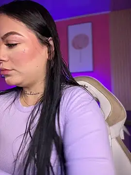 Snapshot of Megaan__More chatting on June 19, 3:23 am Megaan More online show from June 19, 3:23 am