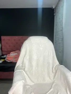 Snapshot of Megaan__More chatting on September 14, 1:50 am Megaan More online show from September 14, 1:50 am