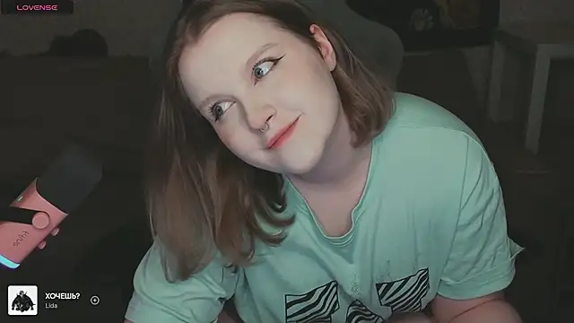 OliviaBlade online show from December 3, 2:16 pm