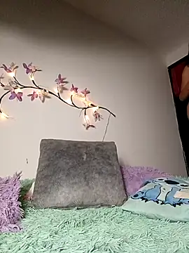 sweetdubros2 online show from October 31, 5:48 am