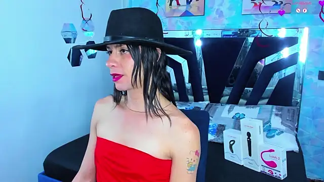 Charlotte Landry   online show from February 17, 4:48 pm