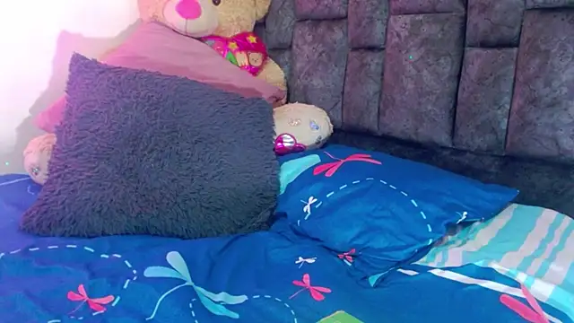 Charlotte Landry   online show from December 16, 6:45 pm