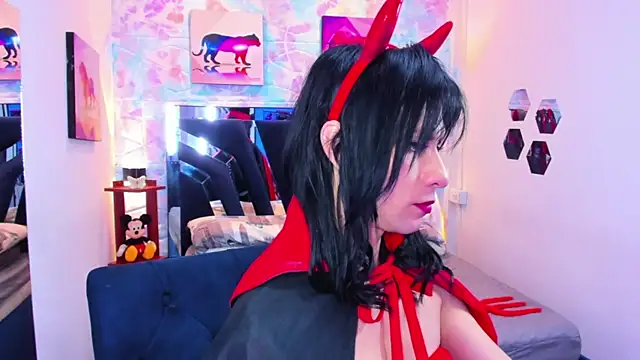 Charlotte Landry   online show from March 19, 5:35 pm