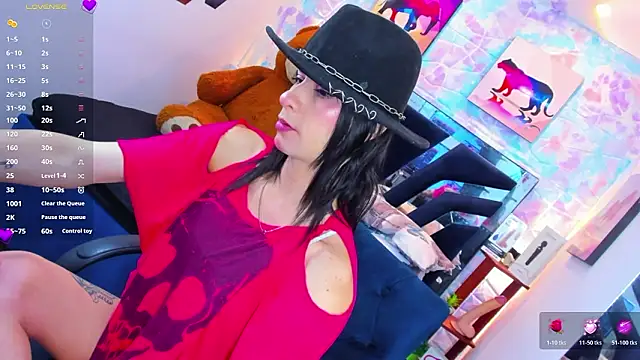 Charlotte Landry   online show from February 25, 3:56 pm