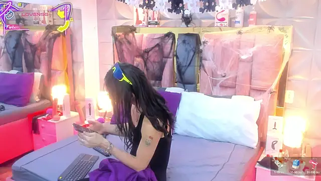 Charlotte Landry   online show from October 5, 3:14 pm