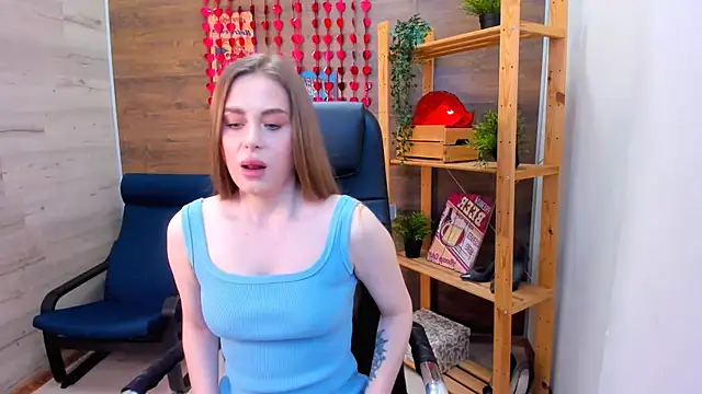 Snapshot of Marlyn_love_ chatting on September 12, 10:15 am Marlyn love online show from September 12, 10:15 am