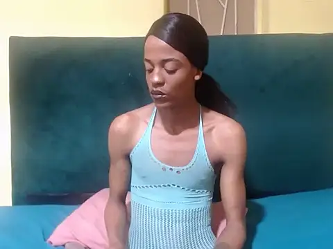 Snapshot of Freaky-Nicky18 chatting on November 12, 7:56 am Freaky-Nicky18 online show from November 12, 7:56 am