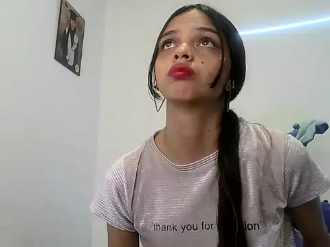 lucy babyy online show from October 17, 1:57 pm