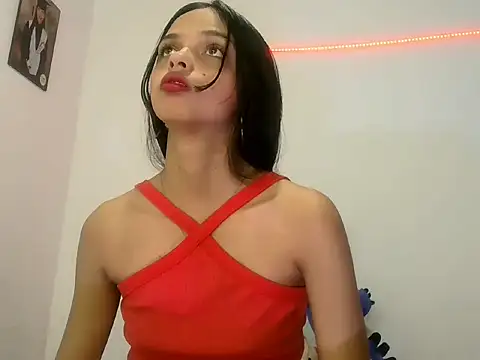 lucy babyy online show from September 25, 7:09 pm