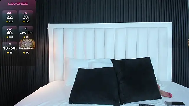 LunaBloomn online show from November 23, 12:48 pm