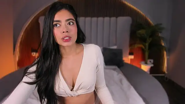 Isabellax21 online show from February 17, 4:32 am