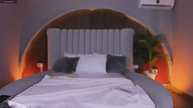 Isabellax21 online show from February 26, 4:23 am