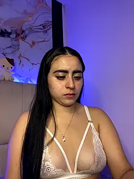 Snapshot of Elha_20 chatting on September 12, 8:19 pm Elha 20 online show from September 12, 8:19 pm